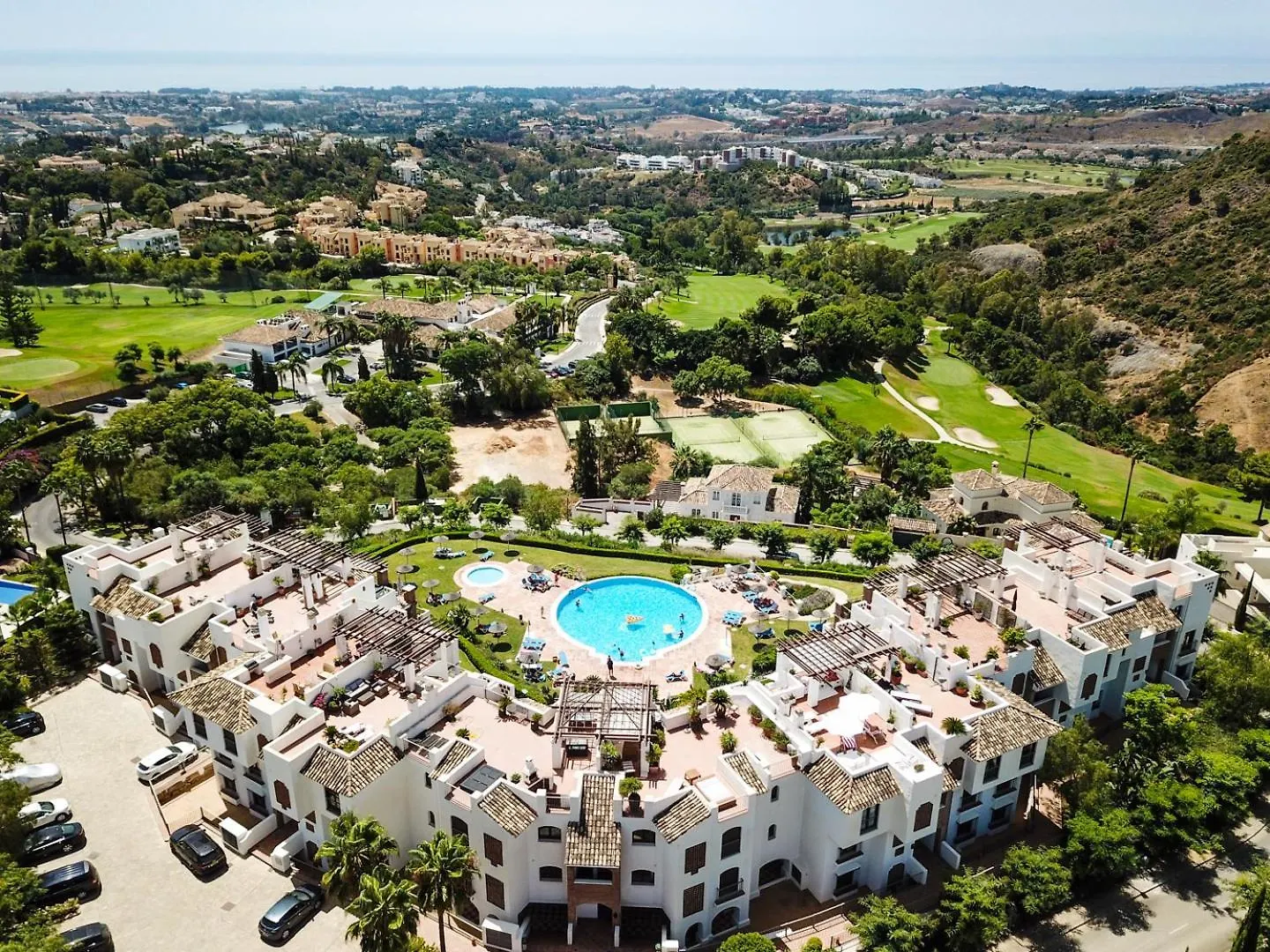Los Arqueros, Benahavis - Holiday Rental Apartment 0*,  Spain